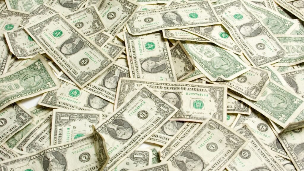 Why Keeping More Cash Can Sometimes Be the Smart Choice