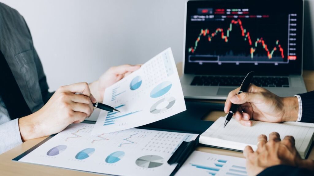 Smart Investors Do Not Need to Win Every Market Move