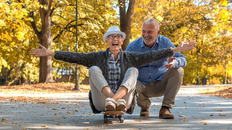 17 Fun Retirement Hobbies Couples Can Enjoy Together