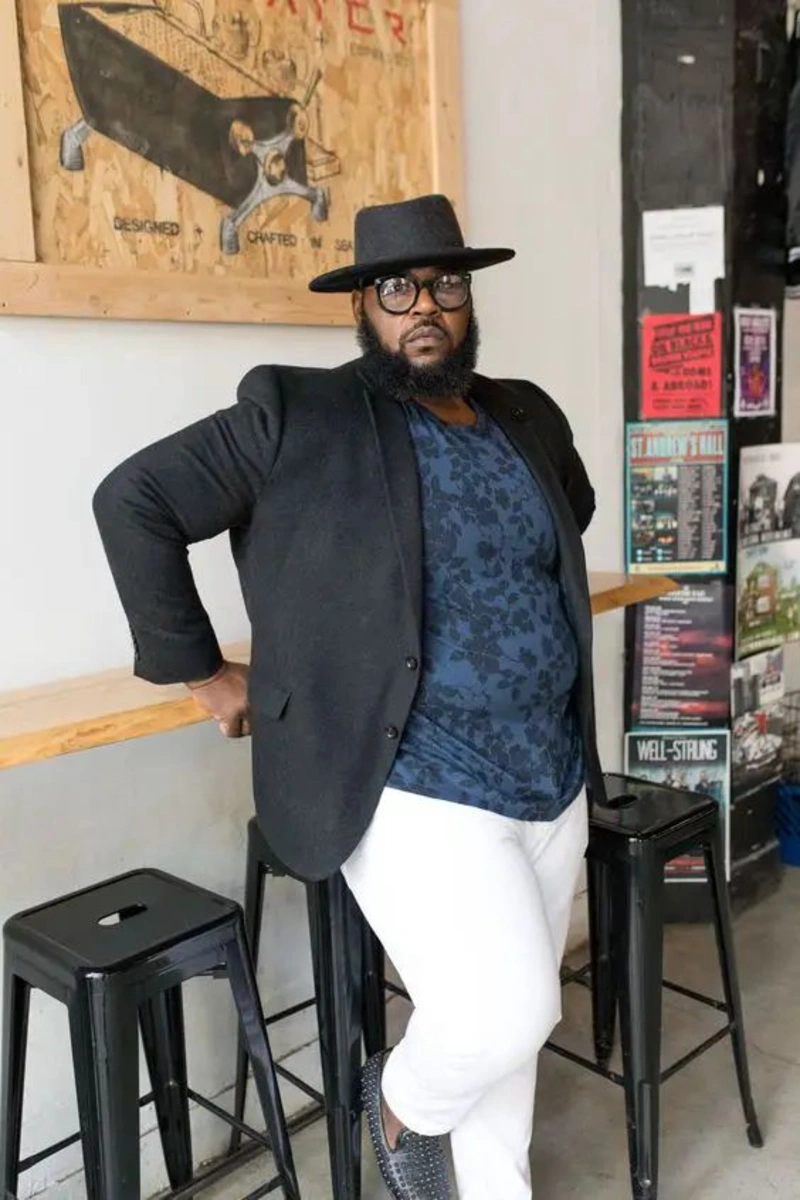 Black Blazer With a Blue Printed Shirt