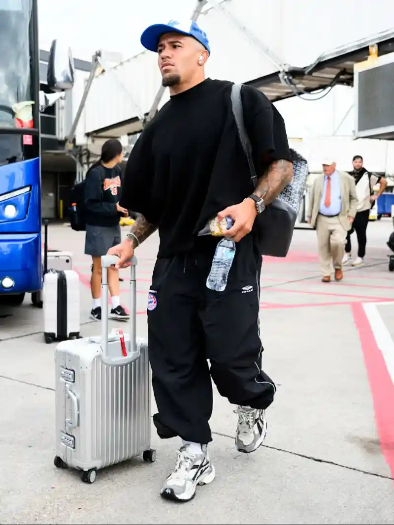 Black Oversized Tee and Track Pants