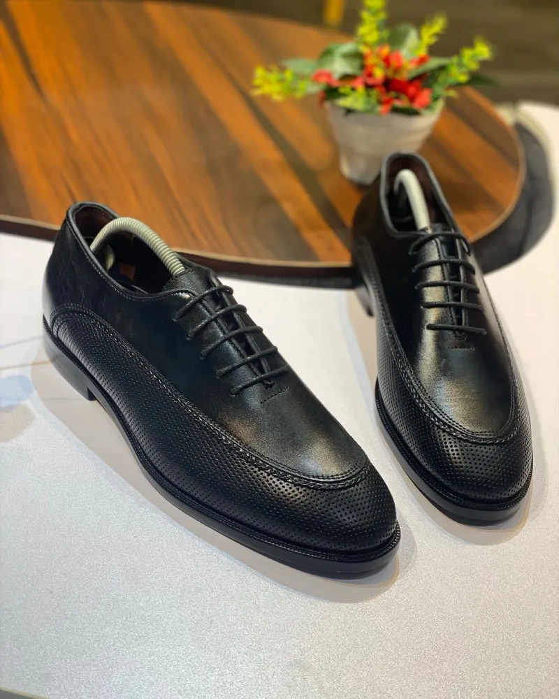 Black Perforated Lace-Up Dress Shoes