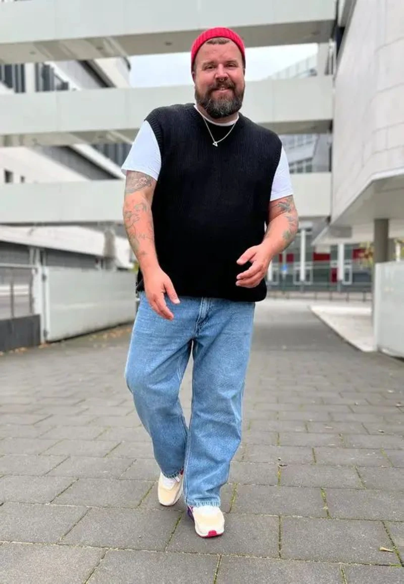 Black Sweater Vest With Baggy Jeans