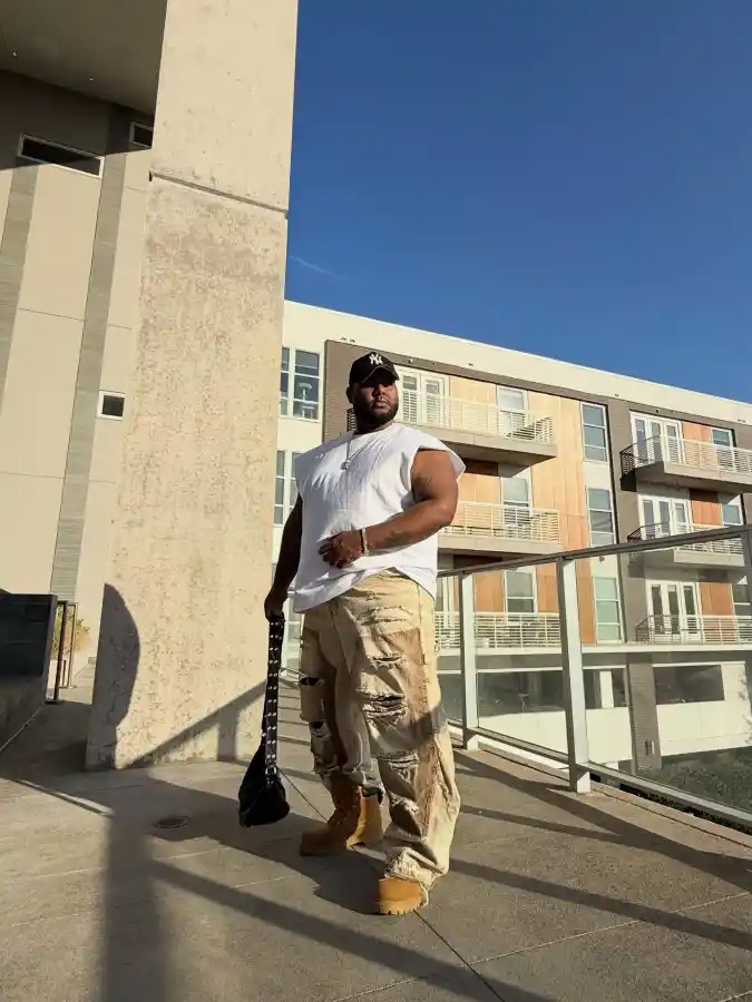Heavily Distressed Loose-Fit Cargo Pants