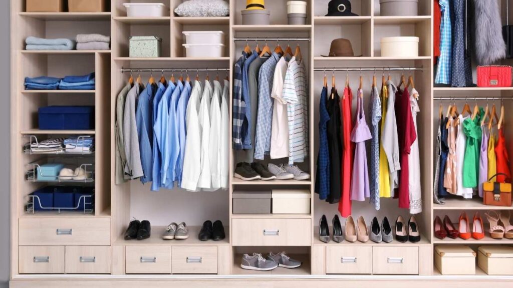 Know the Dress Code Before You Pick a Single Item