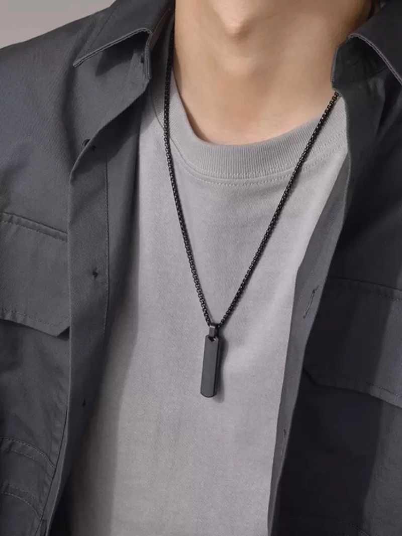 Matte Black Box Chain with Vertical Bar Pendant