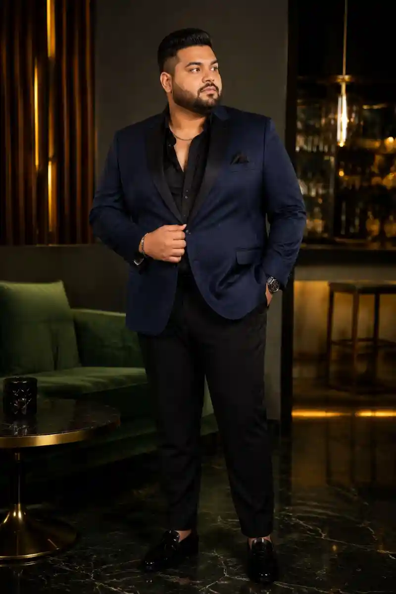 Midnight Elegance for Evening Affairs