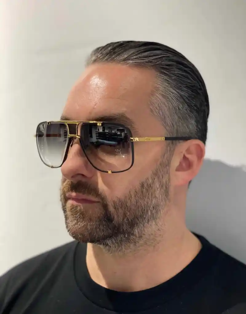 Oversized Gold-Trimmed Aviators