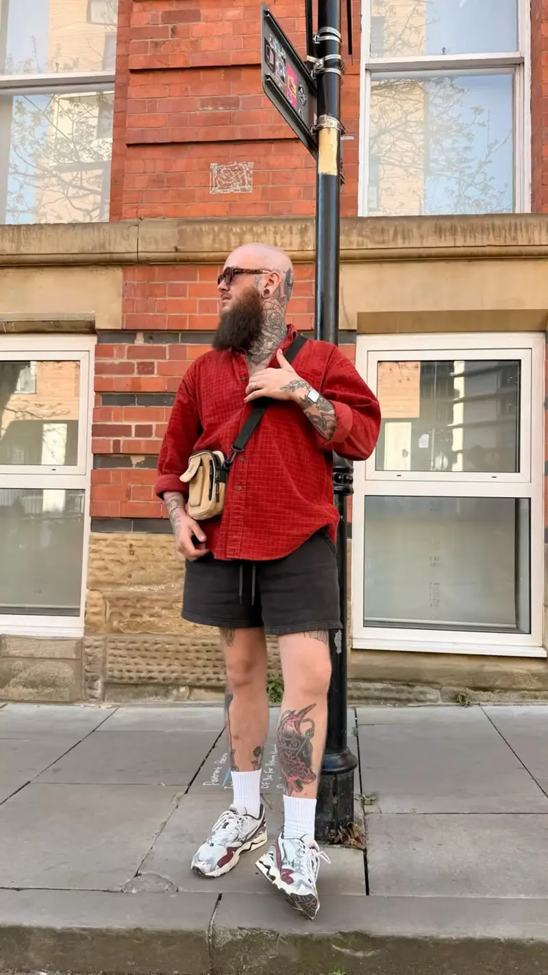 Red Long-Sleeve Shirt, Black Shorts, Crossbody Bag, and White Sneakers