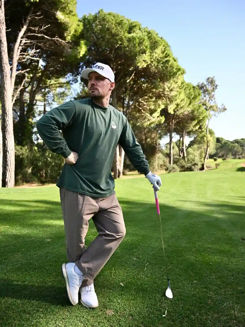 Relaxed Green Long-Sleeve Setup