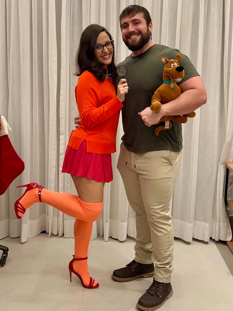Retro Mystery-Solver Couples Costume