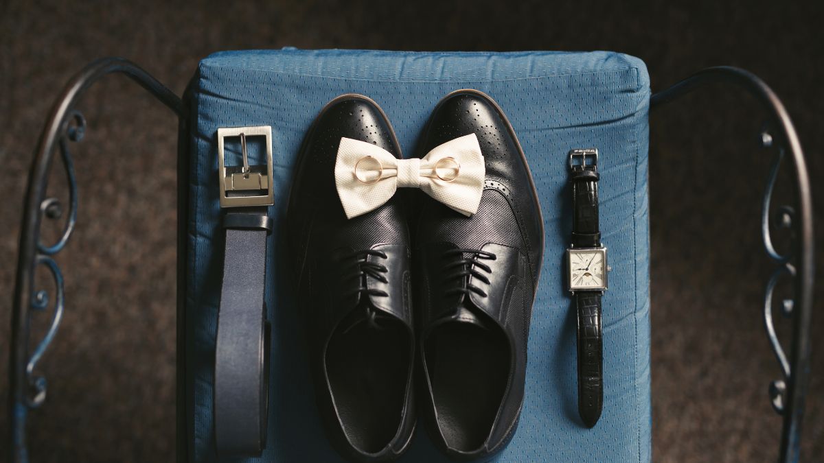 Shoes, Belt, and Watch — Accessories That Complete the Look Without Adding Visual Weight