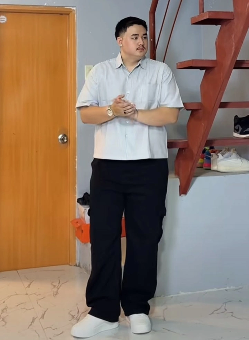 Short Sleeve Button-Down Shirt and Black Cargo Pants
