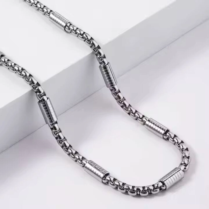 Silver Cylinder Station Box Chain