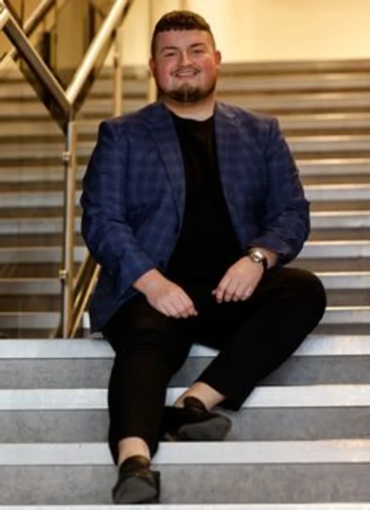Subdued Plaid and Deep Black Anchors