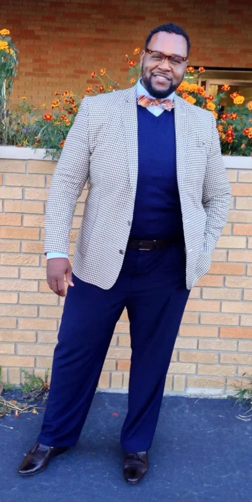 Textured Houndstooth Blazer Over Navy Foundations