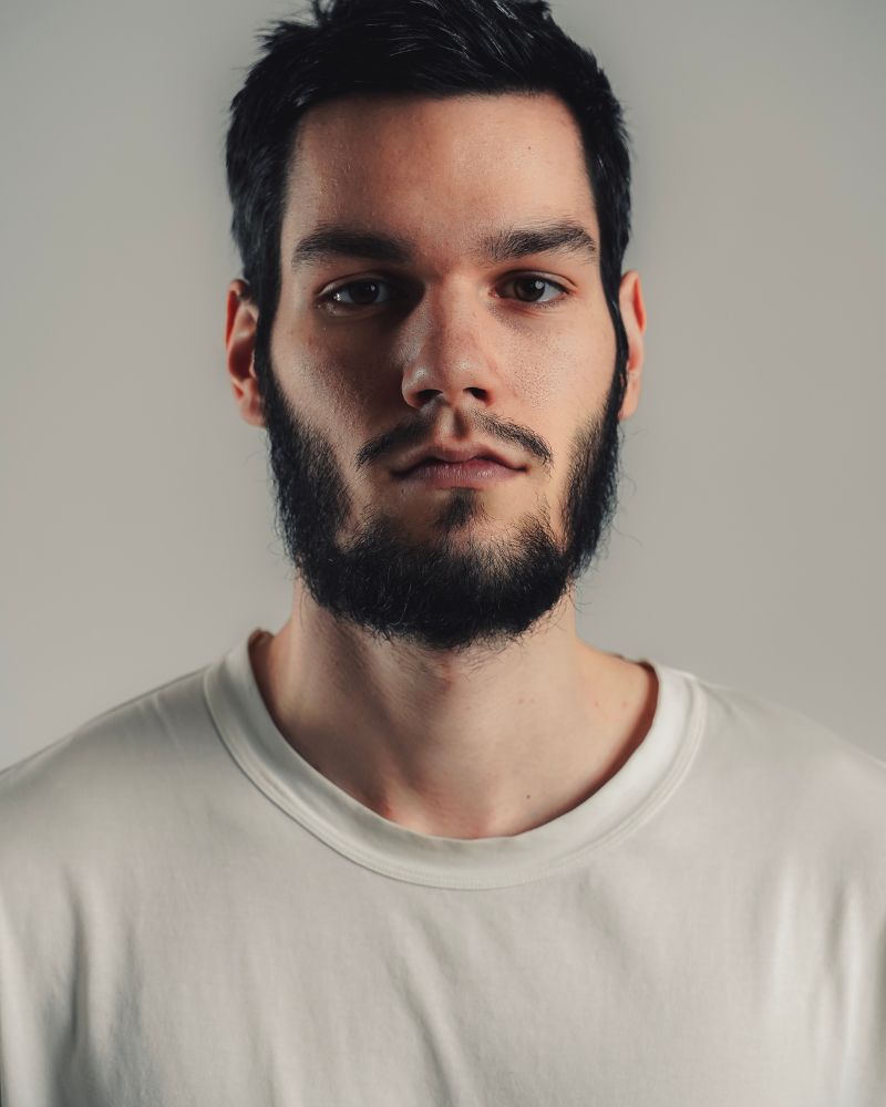 The Mistake Most Plus Size Men With Short Necks Keep Making Without Realizing It