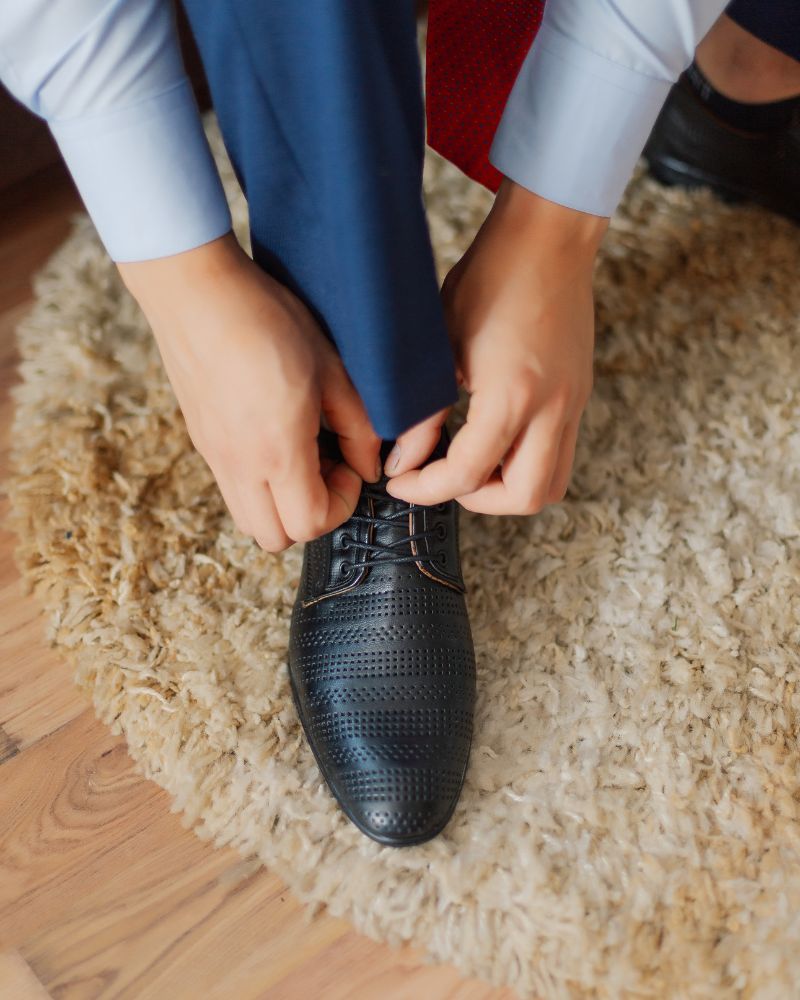 The Pant-to-Shoe Hem Rule That Ties the Whole Look Together