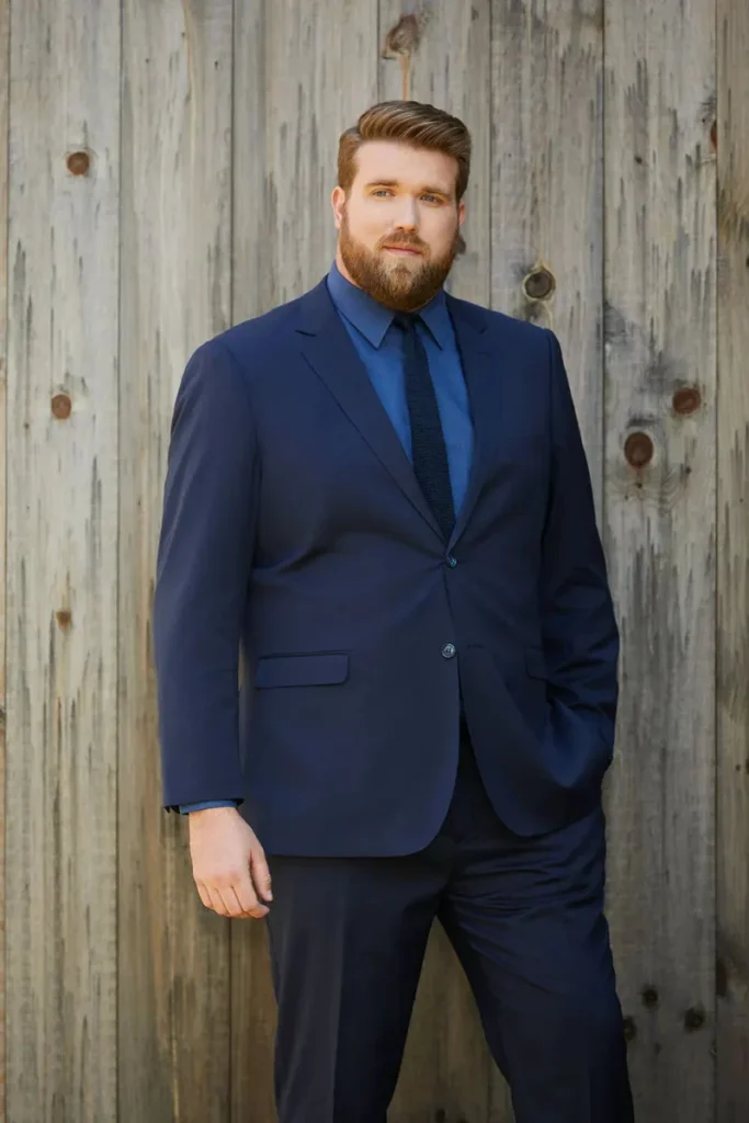 Tonal Navy Layering for Outdoor Texture
