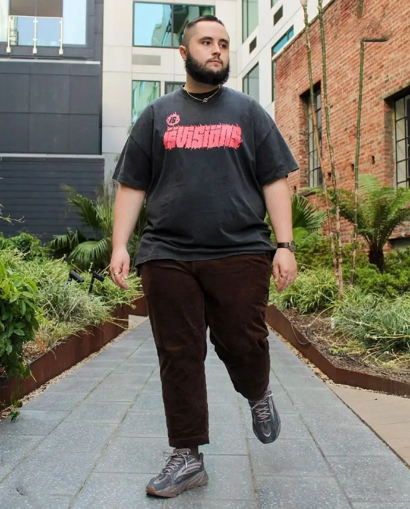 Vintage Graphic Tee With Cropped Corduroy Trousers