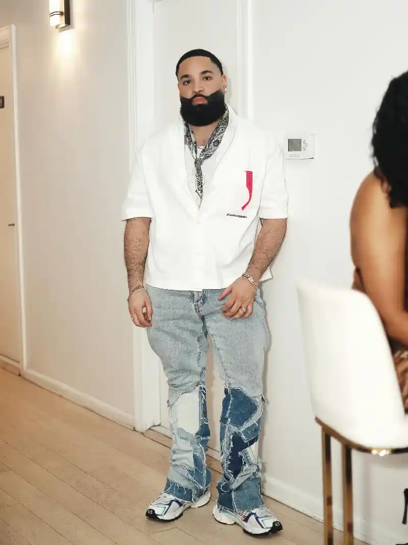 White Short-Sleeve Button-Down and Patchwork Jeans