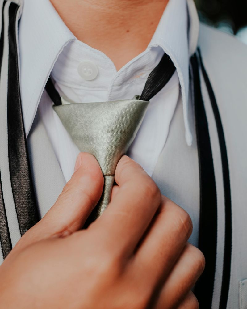 Why Standard Tie Sizing Charts Don't Account for Your Build
