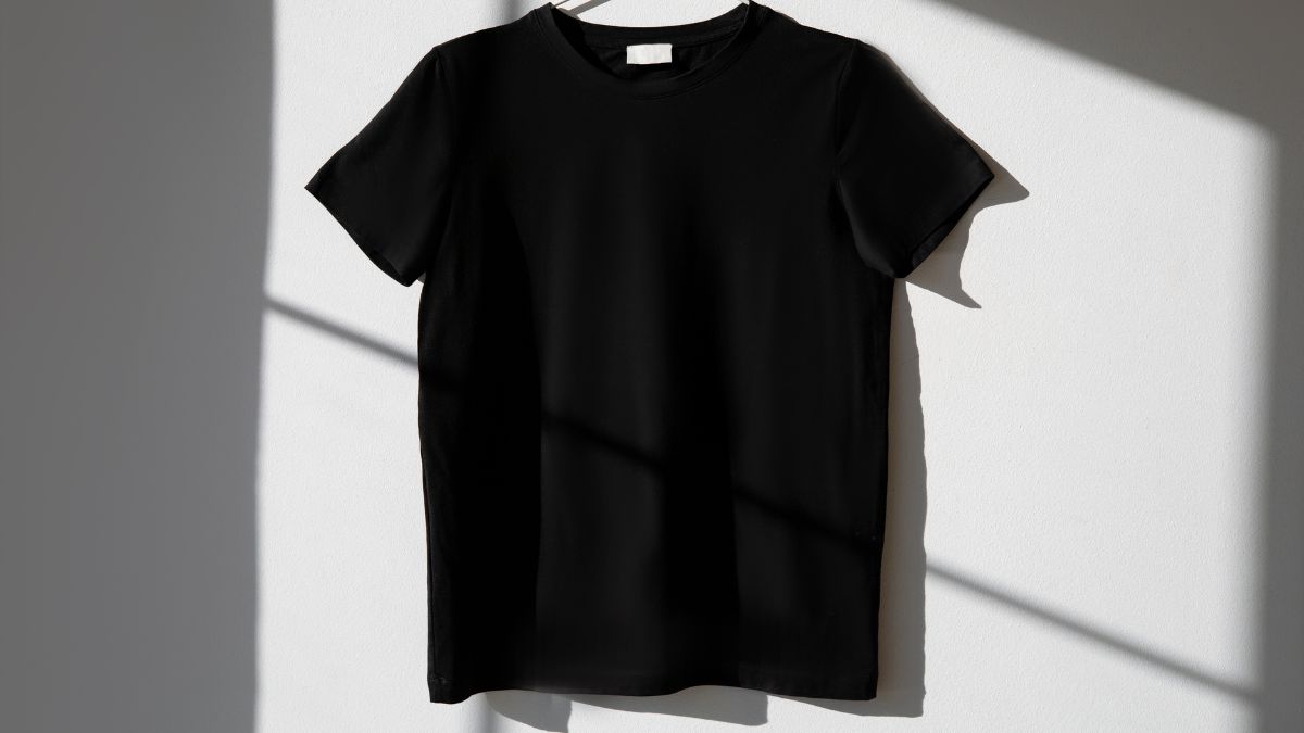 Why Your Shirt Front Is Always Shorter Than Your Shirt Back